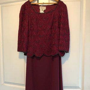 Adrianna Papell Beaded Two Piece Gown 10P in Cranberry